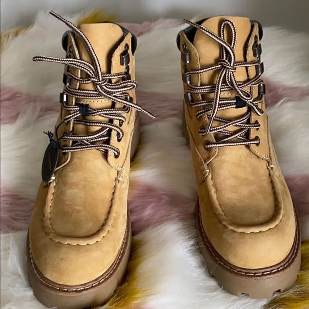 VAGABOND Cosmo-2.0 Lug Sole Lace Up Boot